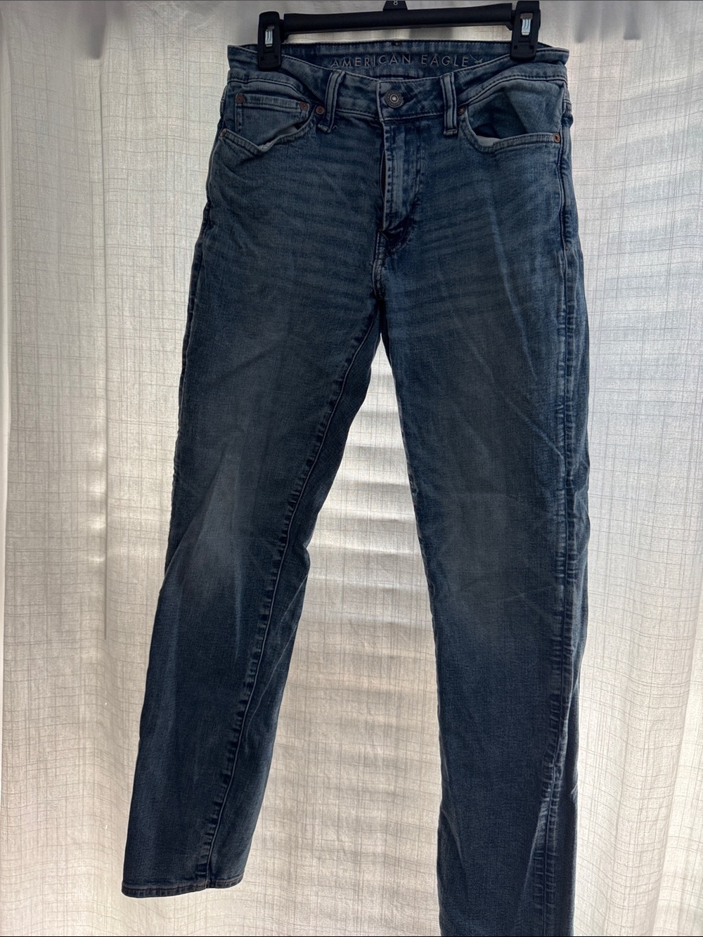 American Eagle Outfitters Men’s light  Wash Slim Straight Jeans